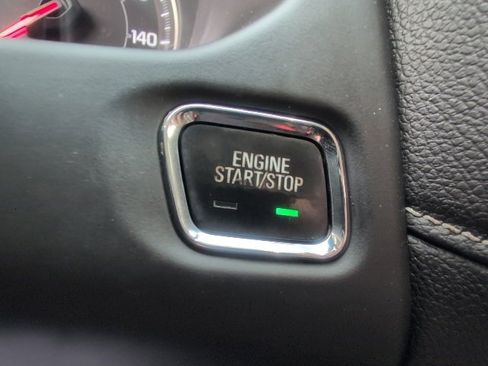 Used 2020 GMC Acadia SLE w/ LPO, Floor Liner Package image 25