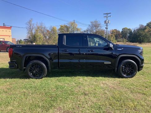 New 2026 GMC Sierra 1500 Elevation image 2