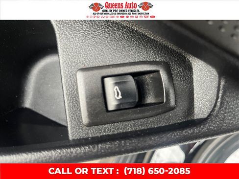 Used 2020 BMW 330i Sedan w/ Convenience Package RWD image 36