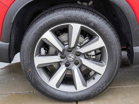 Used 2023 Honda Pilot Elite image 11