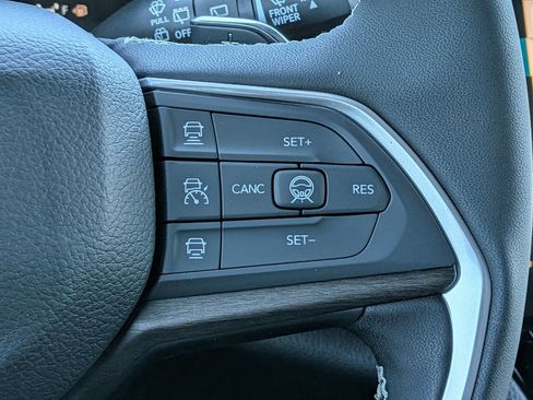 New 2026 Jeep Grand Cherokee 4WD image 21