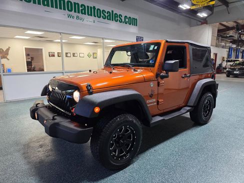 Used 2011 Jeep Wrangler Sport AWD/4WD image 2