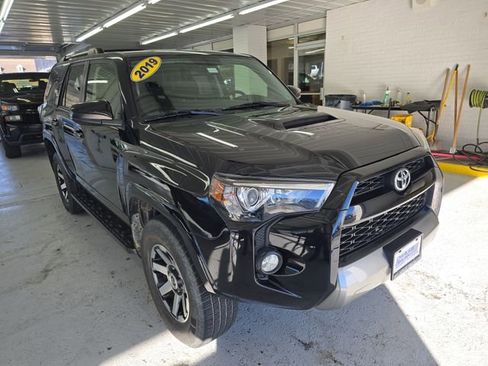 Used 2019 Toyota 4Runner TRD Off-Road Premium image 7