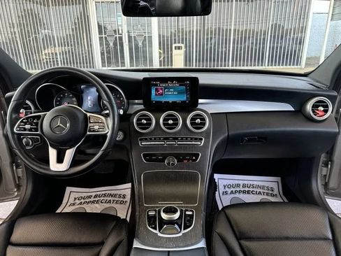 Used 2019 Mercedes-Benz C 300 4MATIC Sedan image 38