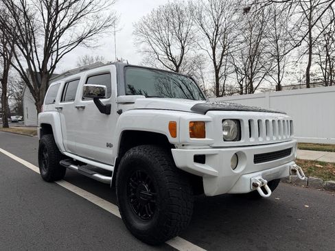 Used 2007 HUMMER H3 image 4