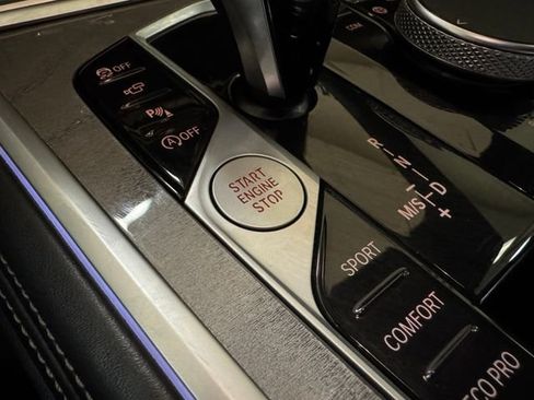 Used 2023 BMW 840i Coupe w/ Driving Assistance Package image 11