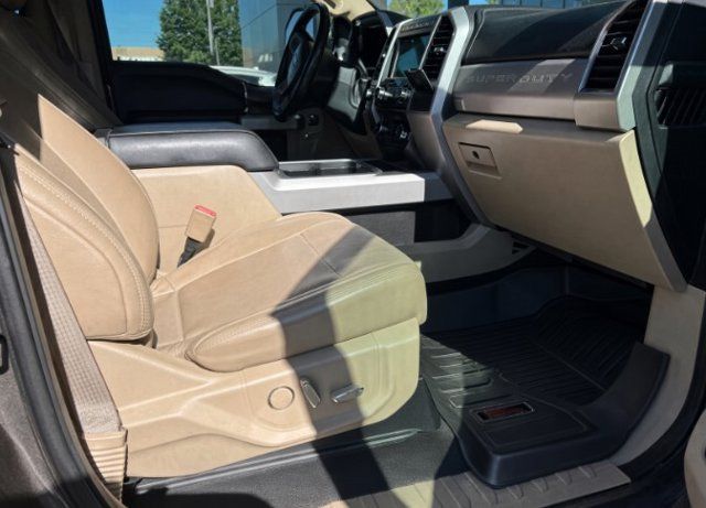 Used 2018 Ford F250 Lariat w/ Lariat Ultimate Package AWD/4WD image 6