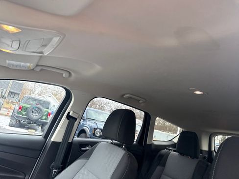 Used 2017 Ford Escape SE image 21