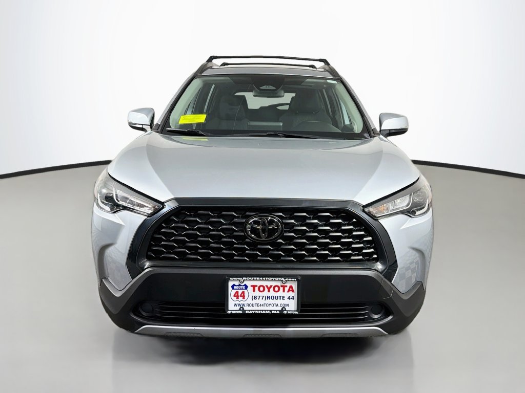 Used 2023 Toyota Corolla Cross LE w/ Moonroof Package AWD/4WD image 11