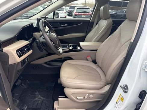 Certified 2023 Lincoln Nautilus Reserve w/ Luxury Package image 14