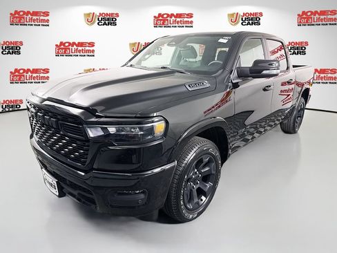 Used 2026 RAM 1500 Big Horn AWD/4WD image 12