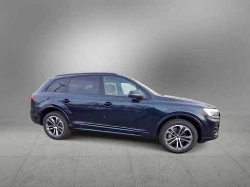 New 2026 Audi Q7 Premium image 9