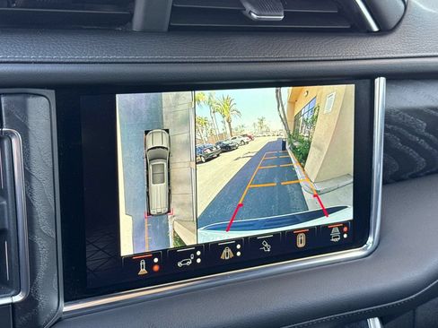 Certified 2023 GMC Yukon XL Denali w/ Advanced Technology Package AWD/4WD image 22