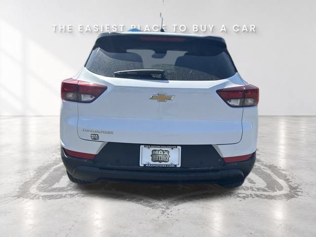 Used 2026 Chevrolet TrailBlazer LS w/ LS Convenience Package FWD image 5