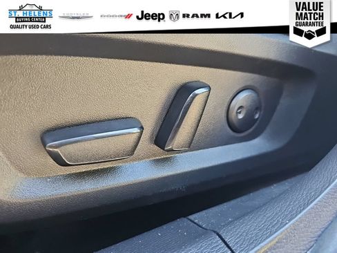 Used 2024 Mitsubishi Outlander SEL AWD/4WD image 18