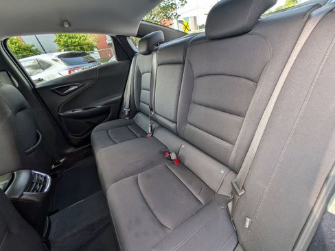 Used 2023 Chevrolet Malibu LT FWD image 18