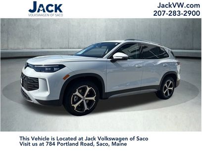 New 2025 Volkswagen Tiguan SE