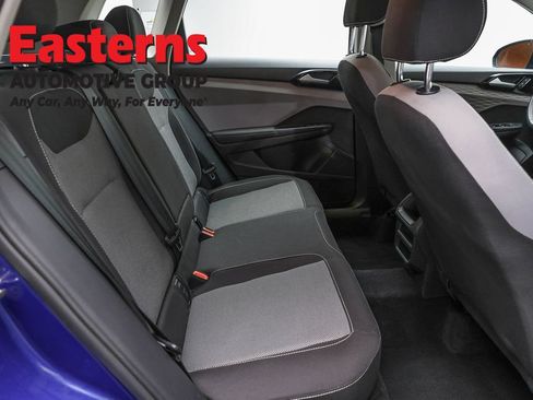 Used 2024 Volkswagen Taos S FWD image 21