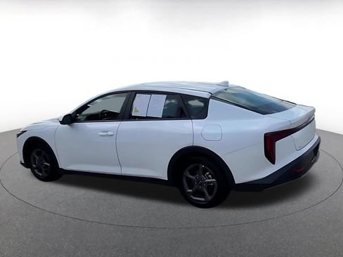 Used 2025 Kia K4 FWD image 15