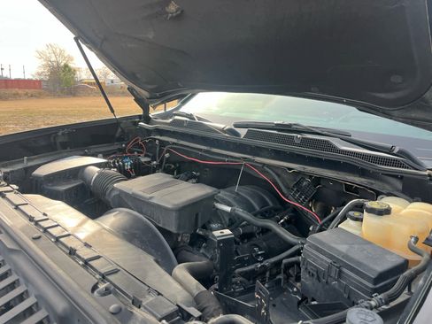 Used 2020 Chevrolet Silverado 2500 LTZ w/ LTZ Premium Package image 11