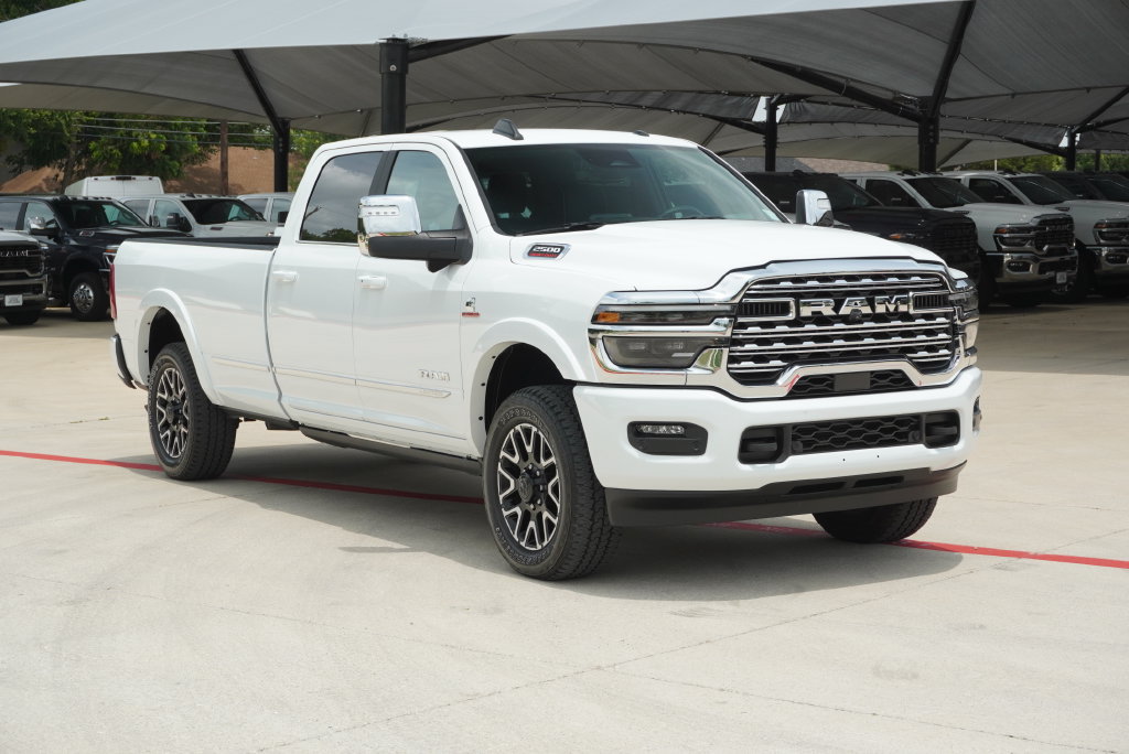 Used 2026 RAM 2500 Limited AWD/4WD image 6