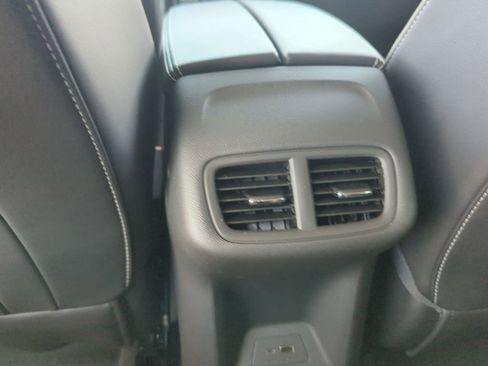 Used 2025 Buick Envision Sport Touring image 21