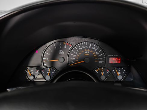 Used 2000 Pontiac Firebird Trans Am RWD image 33