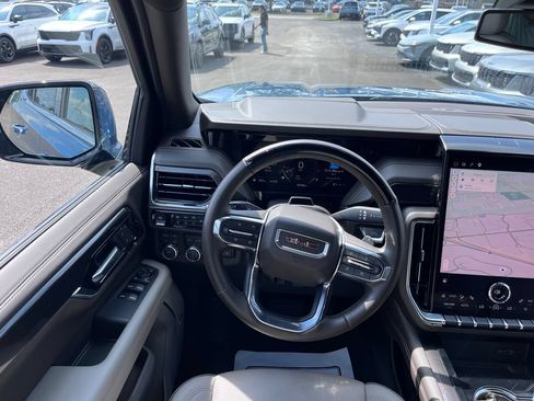 Used 2025 GMC Yukon Elevation AWD/4WD image 21
