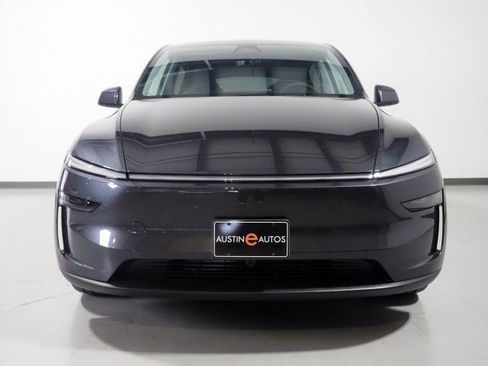 Used 2026 Tesla Model Y 2WD image 52