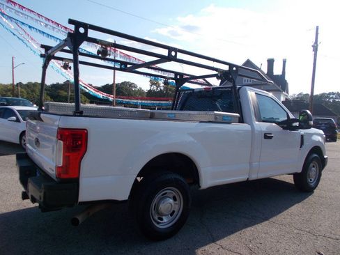 Used 2018 Ford F250 XL w/ Power Equipment Group image 3