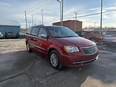 Used 2016 Chrysler Town & Country Touring-L