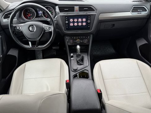 Used 2018 Volkswagen Tiguan SE image 10