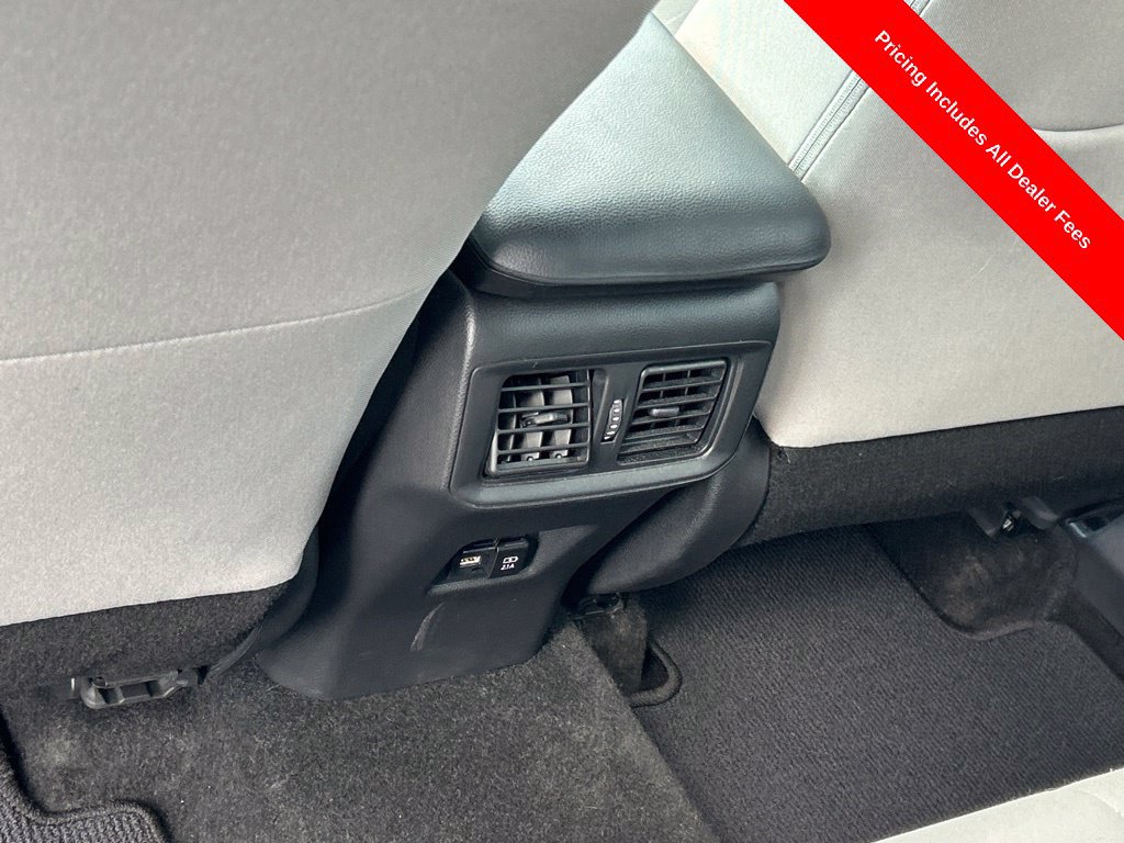 Used 2021 Toyota RAV4 XLE w/ Convenience Package FWD image 15