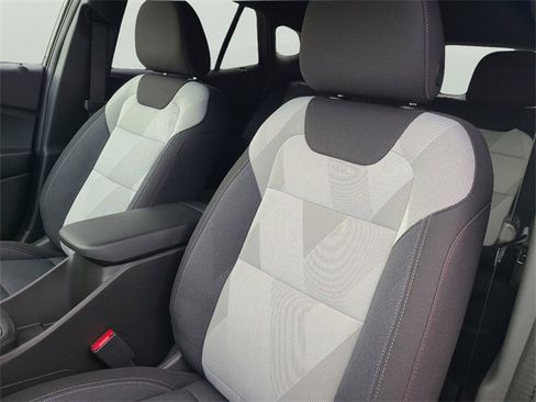 New 2026 Chevrolet Trax RS image 23