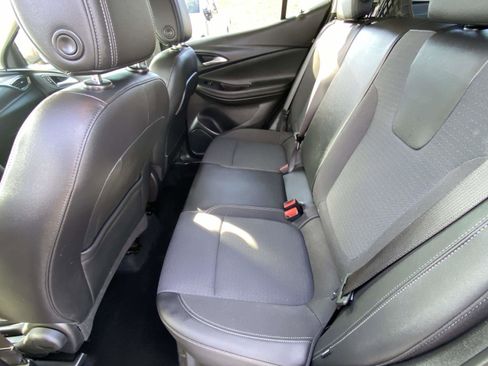 Used 2020 Buick Encore GX Preferred image 9