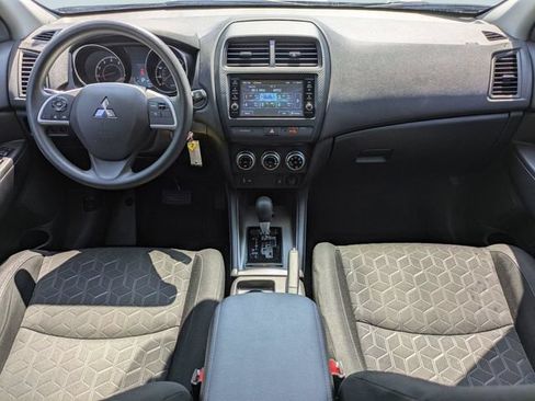 Used 2023 Mitsubishi Outlander Sport ES AWD/4WD image 15