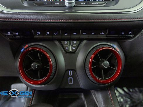 Used 2019 Chevrolet Blazer RS AWD/4WD image 20