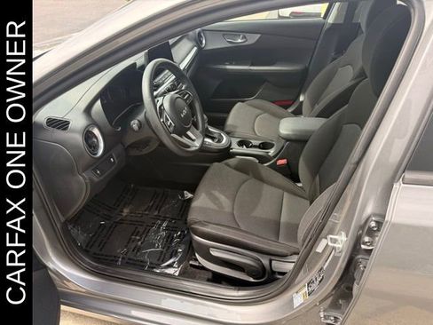 Used 2024 Kia Forte LXS FWD image 11