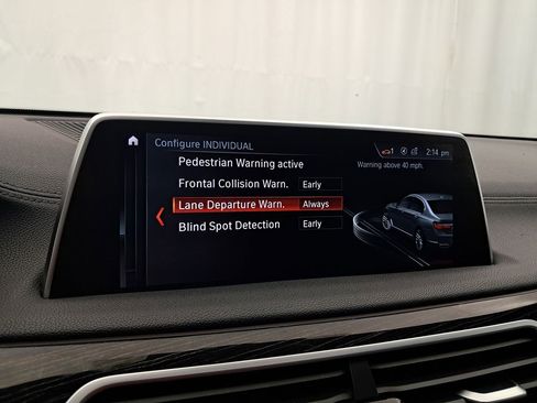 Used 2019 BMW 750i xDrive w/ M Sport Package image 20