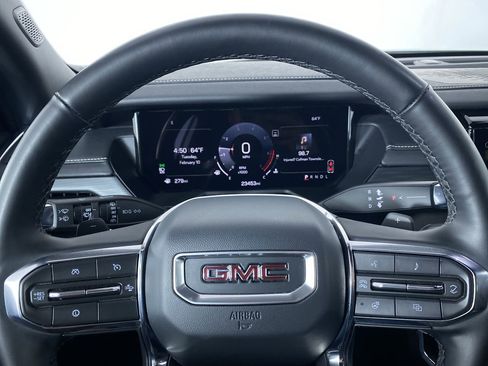 Certified 2025 GMC Acadia Elevation image 3