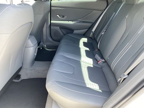 Used 2026 Hyundai Elantra Sport FWD image 15