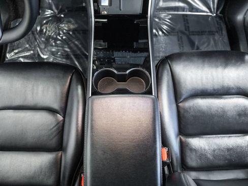 Used 2020 Tesla Model Y Performance image 30