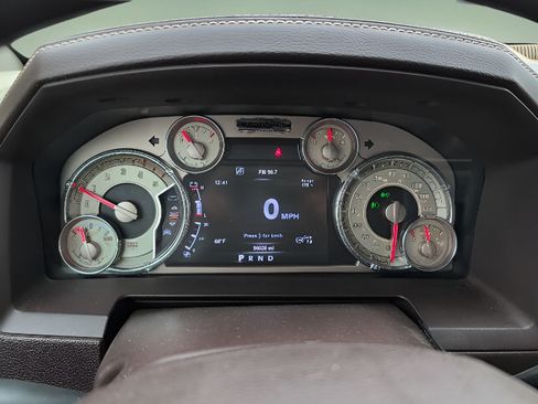 Used 2015 RAM 3500 Laramie Longhorn AWD/4WD image 11