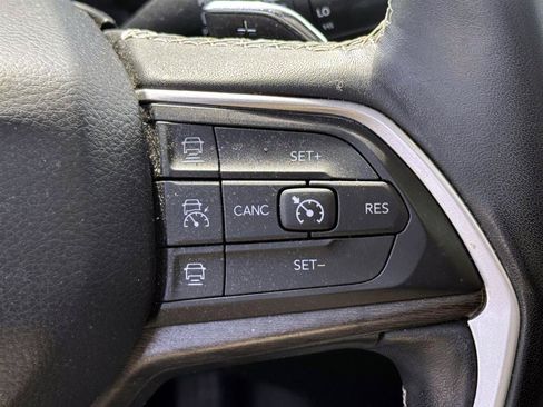 Used 2021 Jeep Grand Cherokee L Limited w/ Luxury Tech Group II AWD/4WD image 20