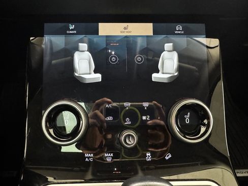 Used 2021 Land Rover Range Rover Evoque S image 22