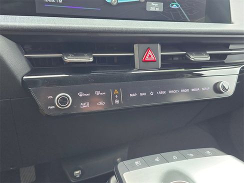 Used 2022 Kia EV6 Wind image 25