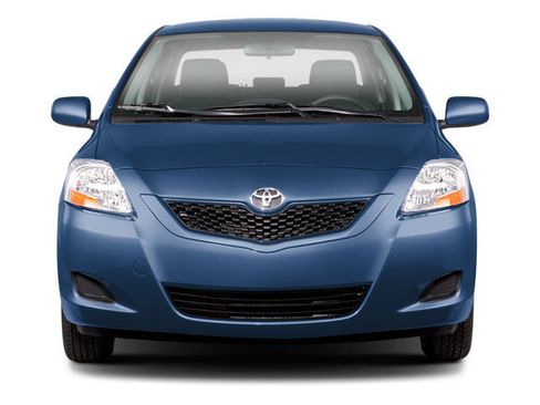 Used 2010 Toyota Yaris Sedan FWD image 4