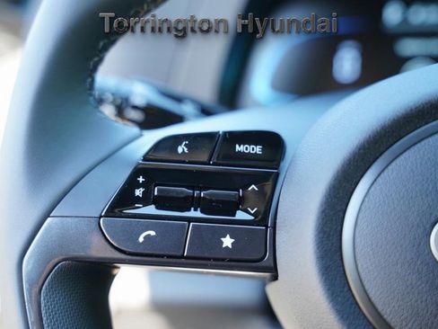 New 2025 Hyundai Elantra Sport image 18