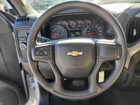 Used 2020 Chevrolet Silverado 1500 Custom w/ Custom Value Package image 22