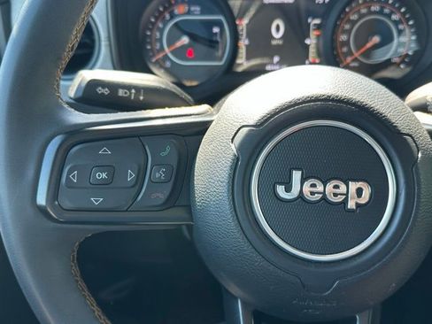 Used 2024 Jeep Wrangler Unlimited Sport AWD/4WD image 22